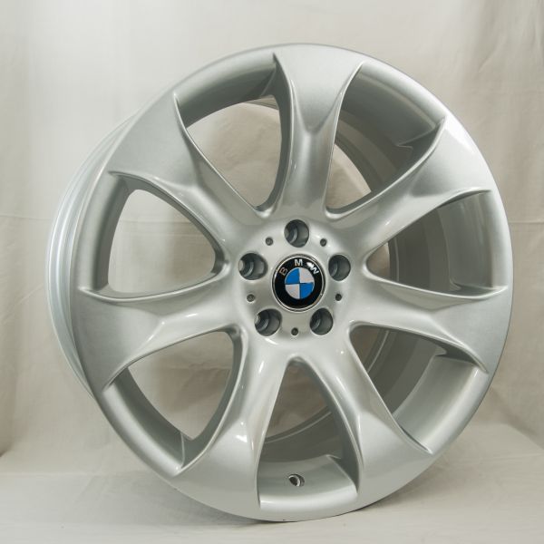 BMW GT BK155 10.5x20 5x120 ET30 DIA 74.1 silver