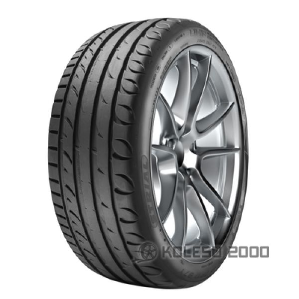 UHP 205/40 R17 84W