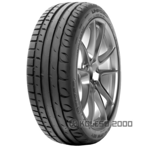 UHP 215/55 R17 98W