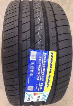 RS26 265/45 R21 104W