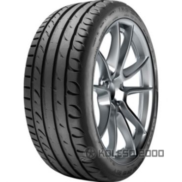 UHP 215/45 R18 93W