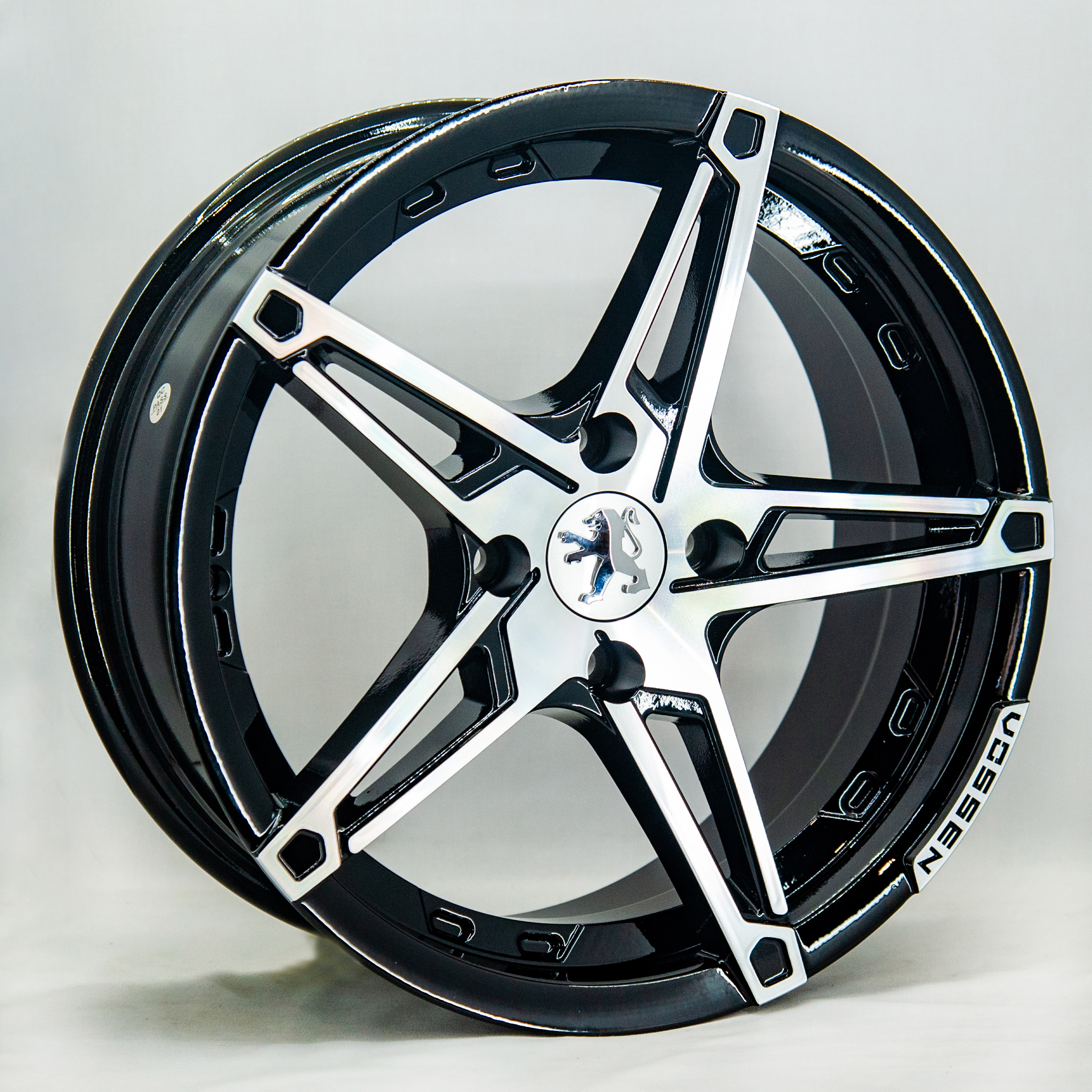 Peugeot GT H135 7x16 4x108 ET25 DIA 65.1 MB