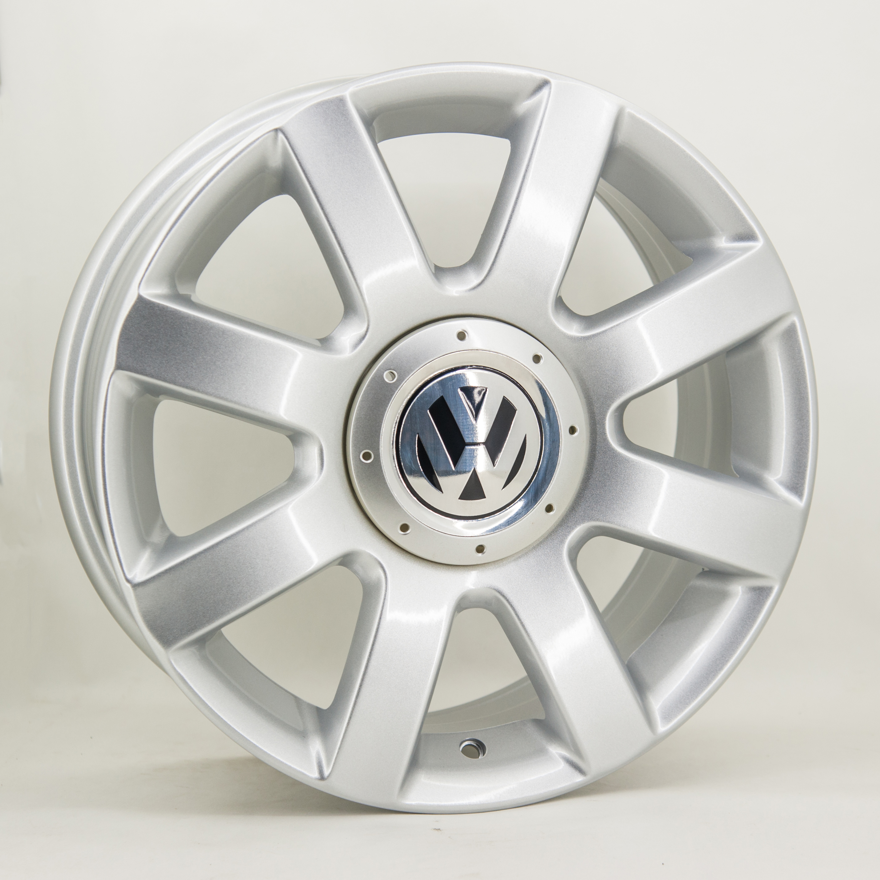 Volkswagen ZY609 6.5x16 5x112 ET50 DIA 57.1 silver