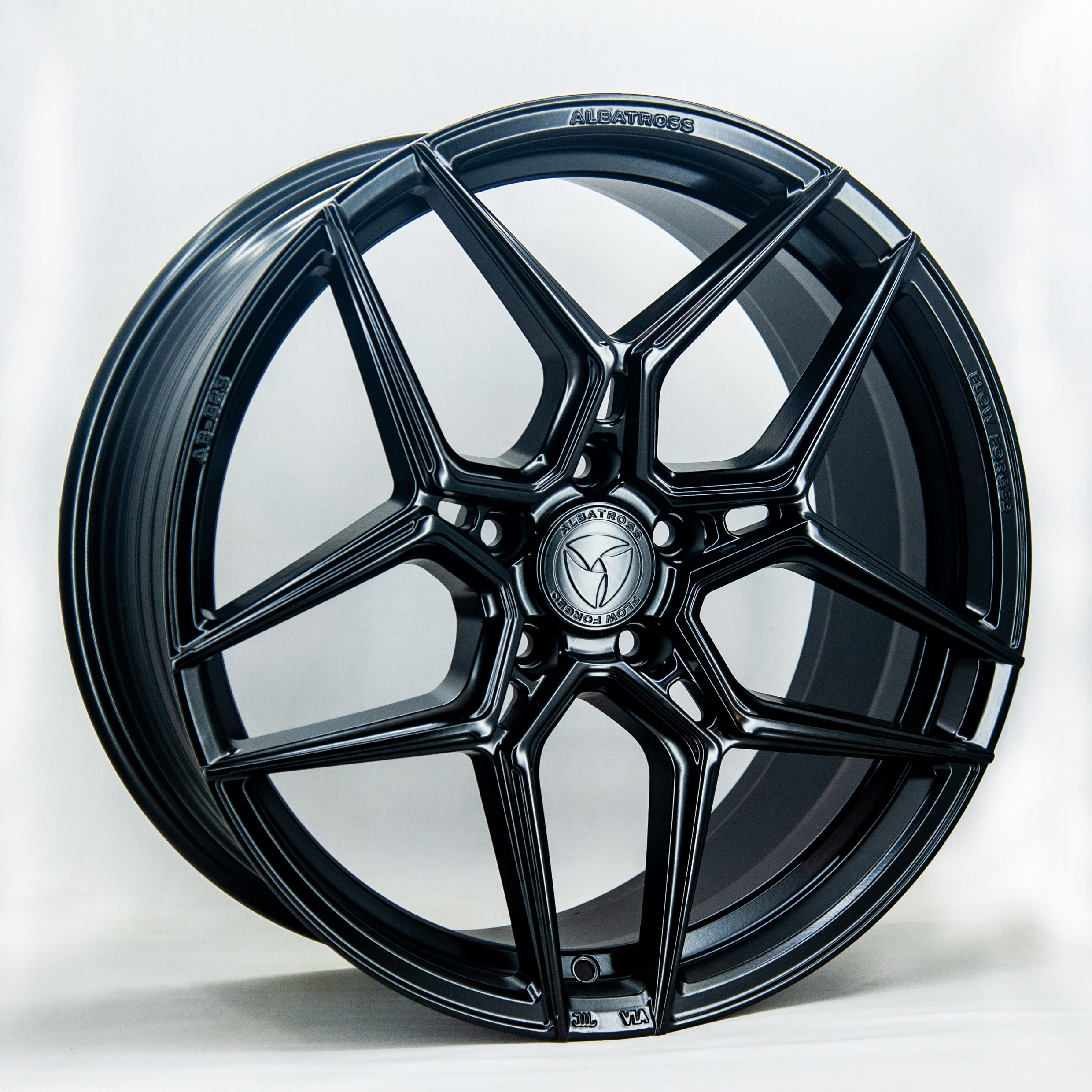 Vlf AKF02 8.5x19 5x114.3 ET40 DIA 67.1 Matt Black