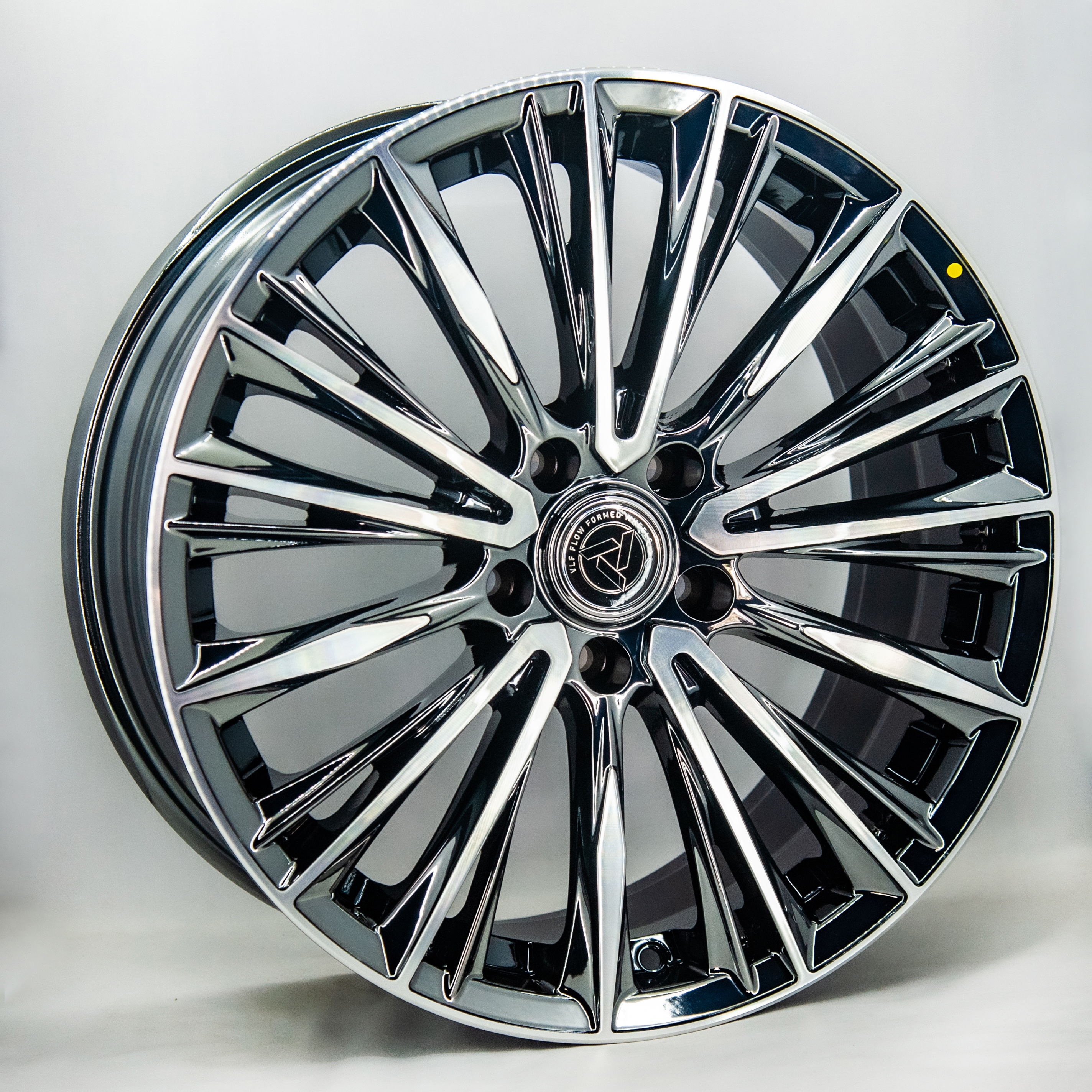 Vlf ULF10 8x18 5x108 ET38 DIA 65.1 Black vacuum chrome